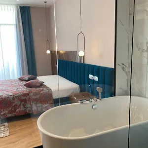 Hotel Coco, Tirana