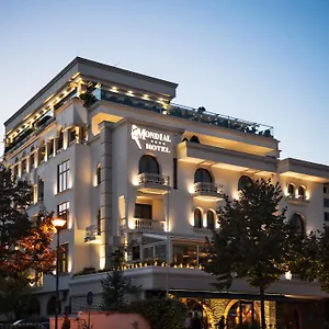 Hotel Mondial, Tirana
